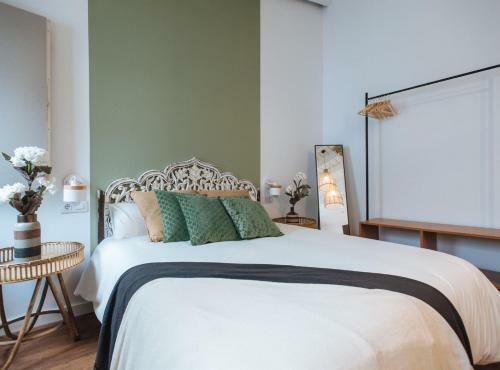 Lola de Triana Apartments