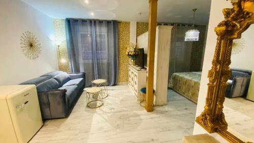 Apartamentos "el Escondite de Triana"