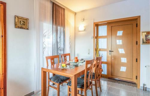 Amazing Home In Sils W/ 3 Bedrooms