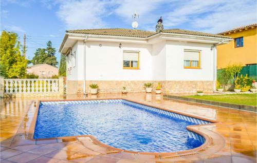 Amazing Home In Sils W/ 3 Bedrooms