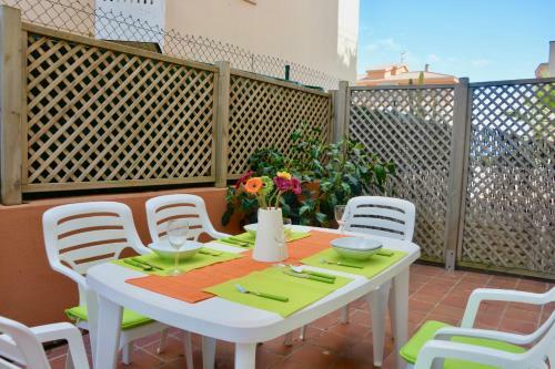 Pascal Spacious Apartment With Terrace