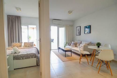 San Sebastian Apartment With Patio By Hello Apartments Sitges
