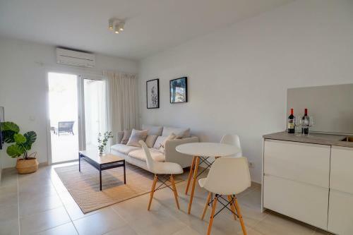 San Sebastian Apartment With Patio By Hello Apartments Sitges