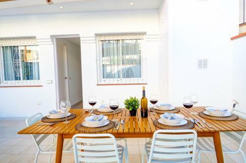 San Sebastian Apartment With Patio By Hello Apartments Sitges