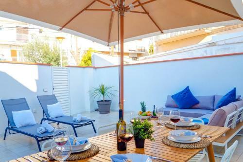 San Sebastian Apartment With Patio By Hello Apartments Sitges