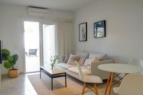 San Sebastian Apartment With Patio By Hello Apartments Sitges