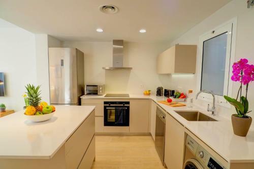 San Sebastian Apartment With Patio By Hello Apartments Sitges