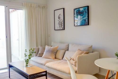 San Sebastian Apartment With Patio By Hello Apartments Sitges