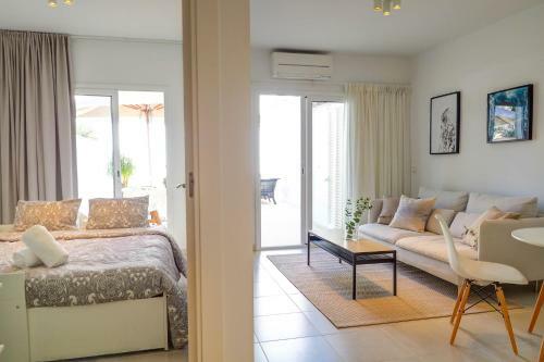 San Sebastian Apartment With Patio By Hello Apartments Sitges