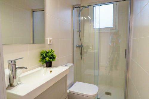 San Sebastian Apartment With Patio By Hello Apartments Sitges