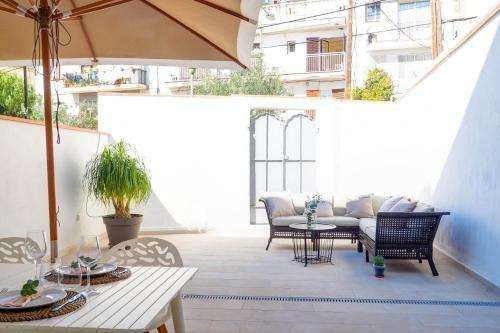 San Sebastian Apartment With Patio By Hello Apartments Sitges