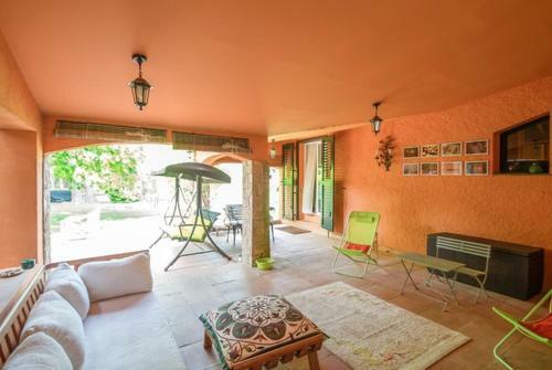 Solius Villa Sleeps 6 Pool Wifi