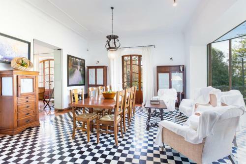 Villa Es Tilers