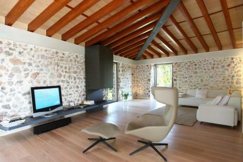 The Ultimate 5 Star Luxury Villa With Private Pool, Mallorca Villa 1008