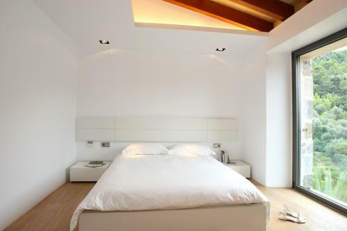The Ultimate 5 Star Luxury Villa With Private Pool, Mallorca Villa 1008