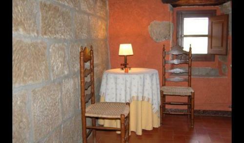 Solsona Villa Sleeps 12 With Pool