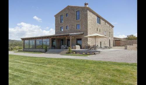 Villa In Solsona Sleeps 15 With Pool