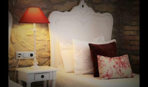 Solsona Villa Sleeps 20 With Pool