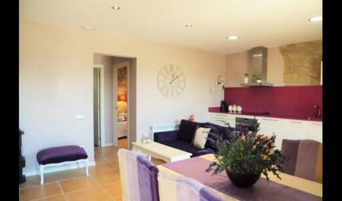 Solsona Villa Sleeps 20 With Pool