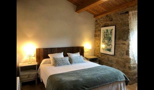 Villa In Solsona Sleeps 17 With Pool