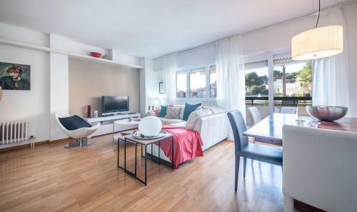 Tennis Apartment