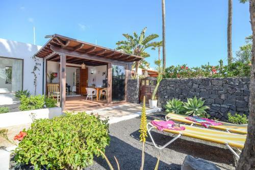 Bungalow Playa Basti�n