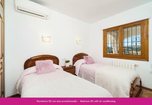 Luxury Apartment With Private Pool And Sea Views In Moraira