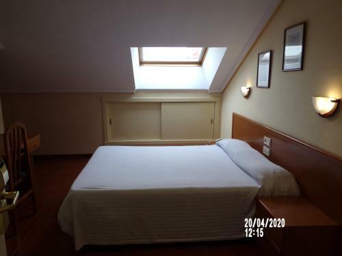 Hotel Real De Castilla II