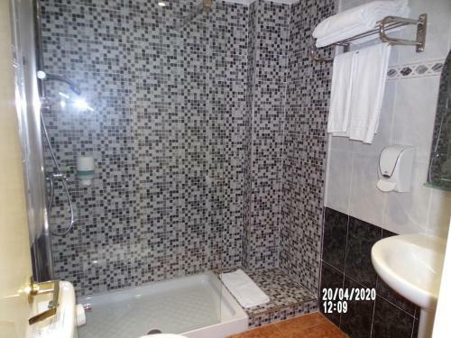 Hotel Real De Castilla II