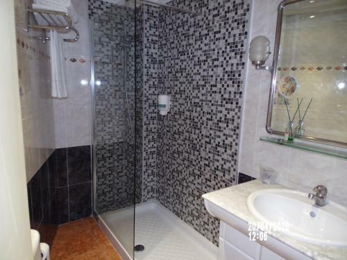Hotel Real De Castilla II