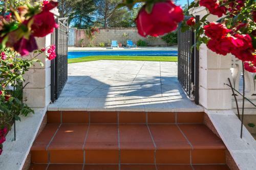Villa Homeholidaysrentals Corts