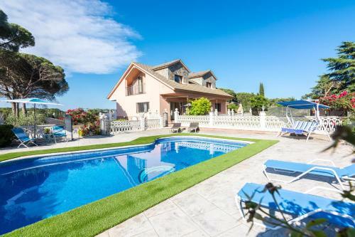Villa Homeholidaysrentals Corts