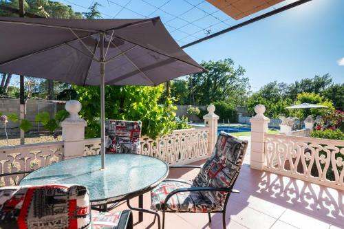 Villa Homeholidaysrentals Corts