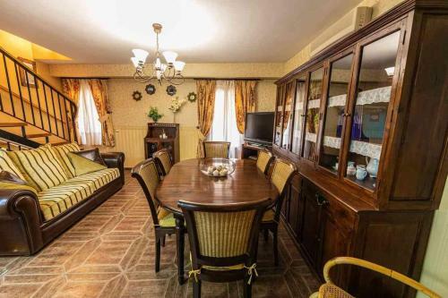 La Casa De Santo Tom�