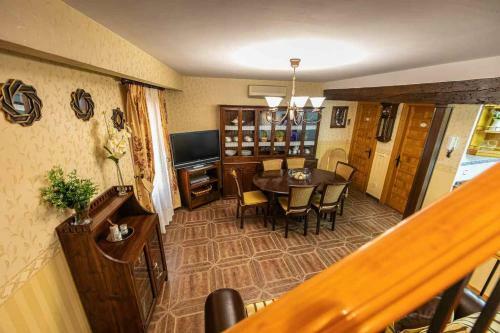 La Casa De Santo Tom�