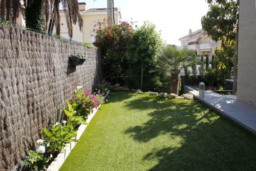 Villa At247 Roques