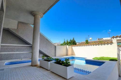 Bungalow Con Piscina Privada A 10 Min Playa