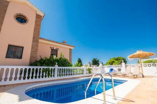 Cubo's Villa Palacio Valdes