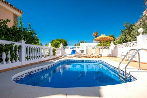 Cubo's Villa Palacio Valdes
