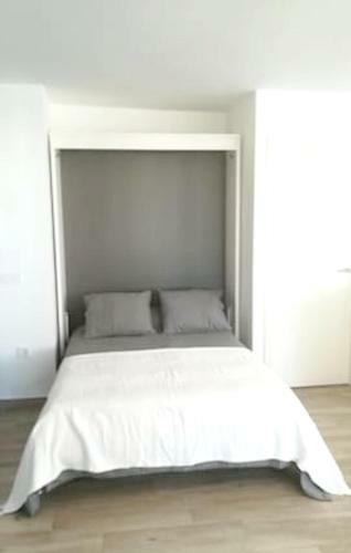 Apartamento Studio In Torremolinos With Shared Pool And Wifi