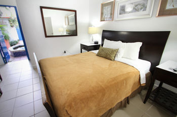 Hotel Tres Palmas Inn
