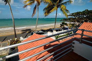 Hotel Tres Palmas Inn