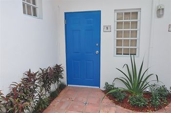 Hotel Tres Palmas Inn