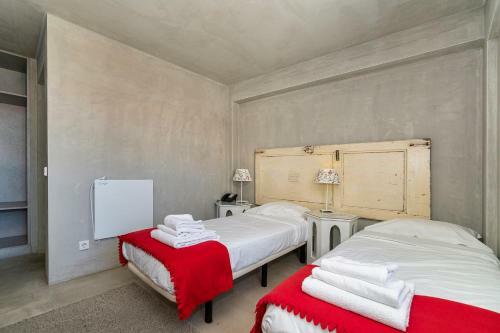 N1 Hostel Apartments And Suites