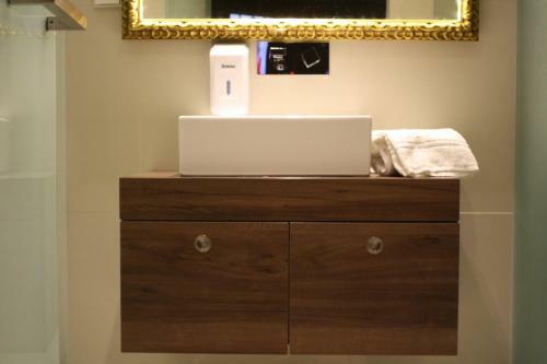 N1 Hostel Apartments And Suites