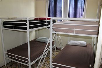 Hostal The Palace Hostel
