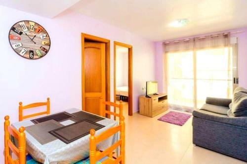 Los Locos Beach Apartments