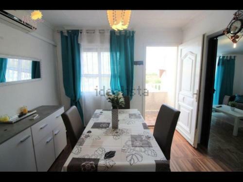 Bungalow Semi-detached House