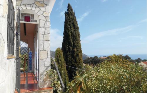 Three-bedroom Holiday Home In Tossa de Mar