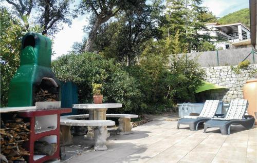 Three-bedroom Holiday Home In Tossa de Mar
